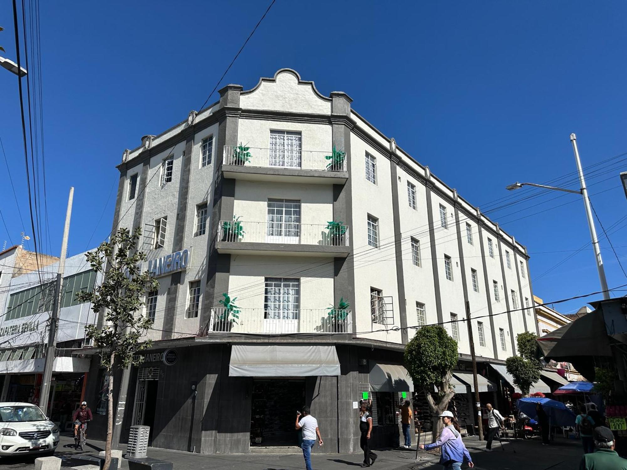Hotel Janeiro Guadalajara Kültér fotó