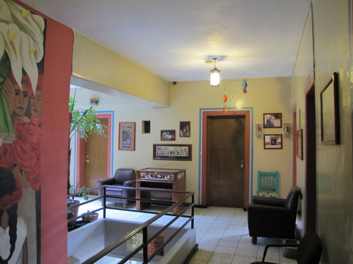 Hotel Janeiro Guadalajara Kültér fotó
